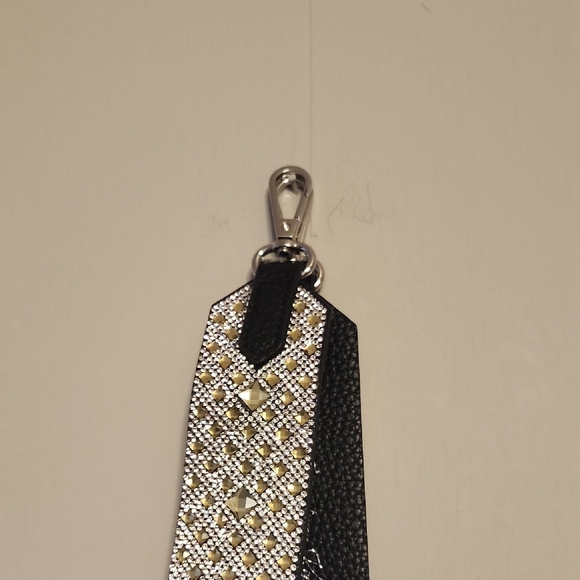 Elegant Silver Bag Strap - Picture 4 of 4